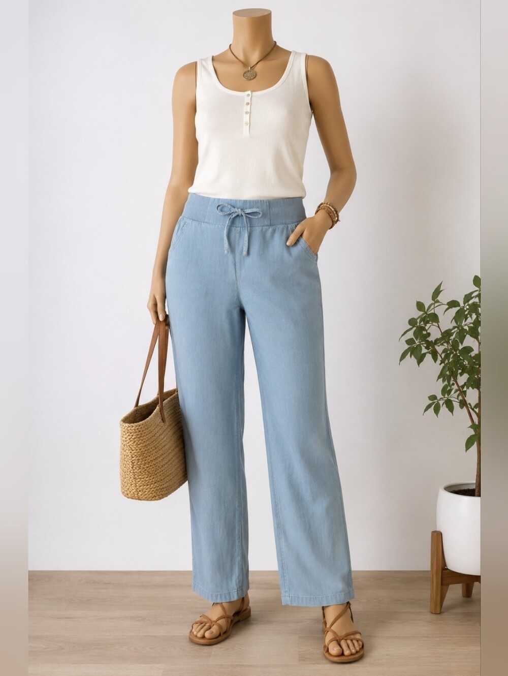 Vantarsi Light Wash Tencel Drawstring Pants Size Large Blue